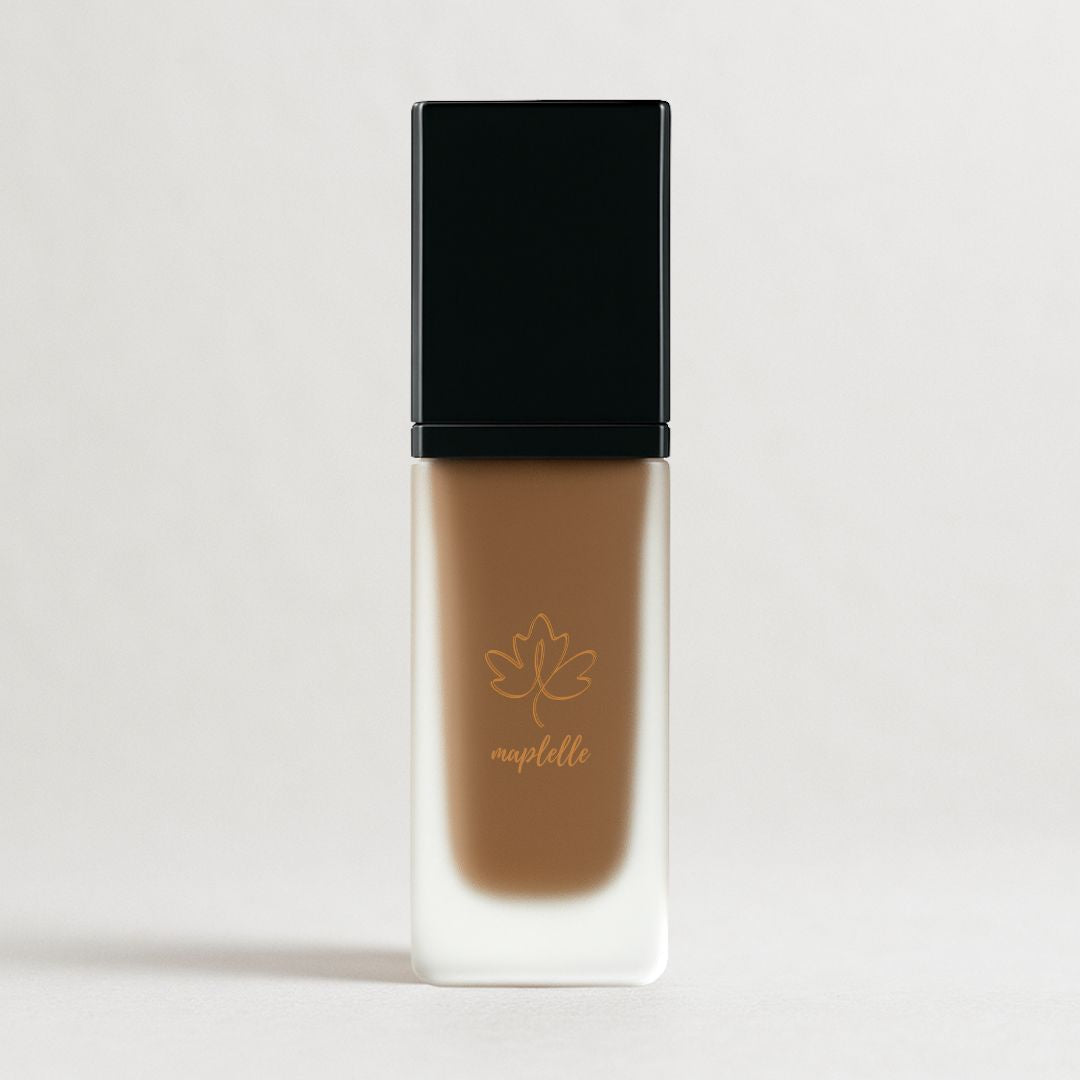 Lightweight Liquid Foundation for Smooth Natural Looking Coverage