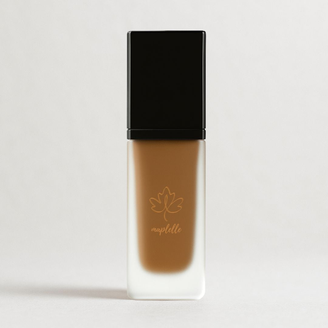 Lightweight Liquid Foundation for Smooth Natural Looking Coverage