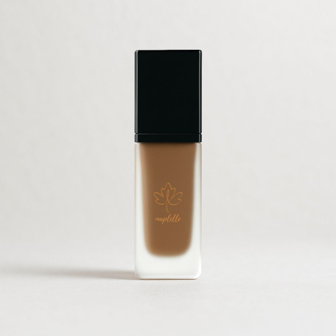 Lightweight Liquid Foundation for Smooth Natural Looking Coverage