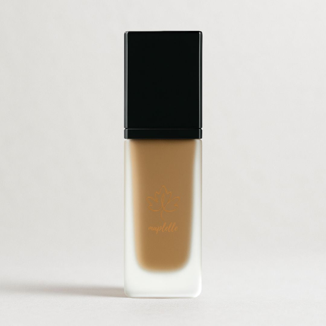 Lightweight Liquid Foundation for Smooth Natural Looking Coverage