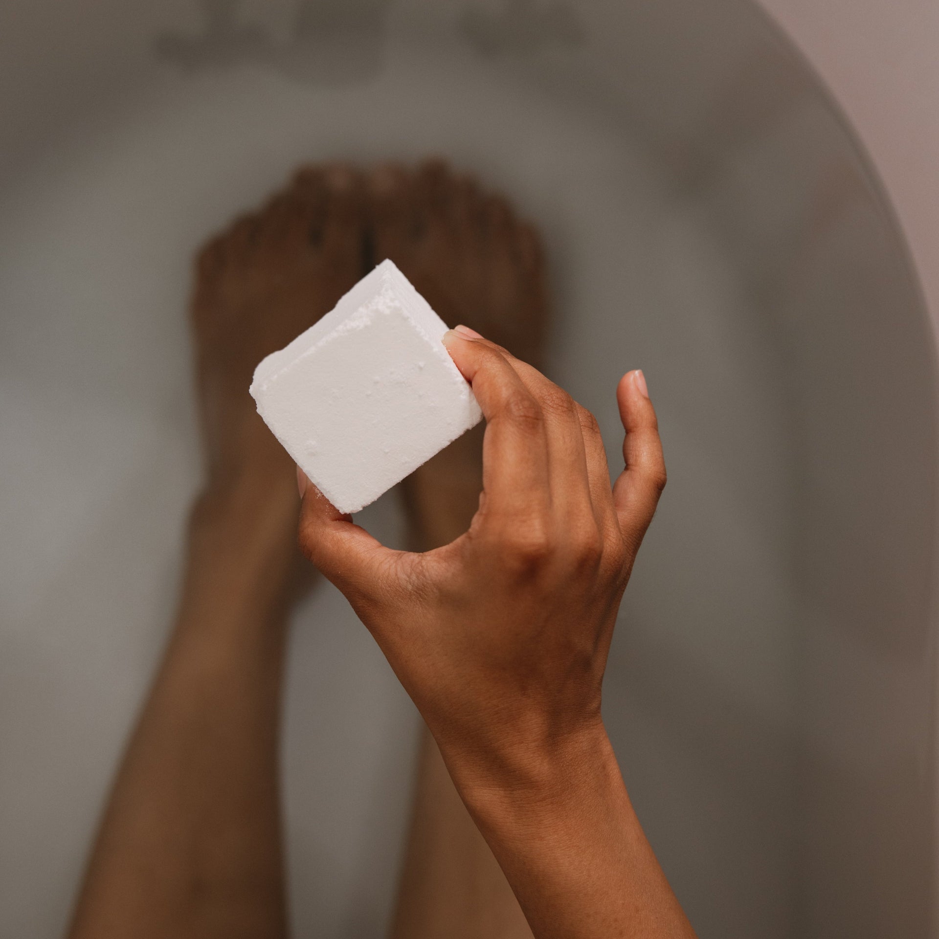 Lavandin Bath Cube Relaxing Aromatherapy Bath Soak Treatment