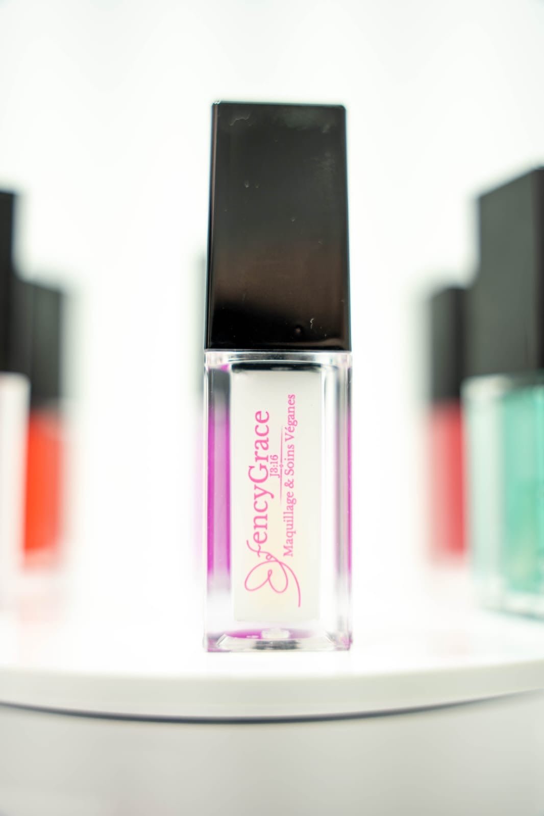 Fruit Lip Oil for Glossy Vegan Lip Care