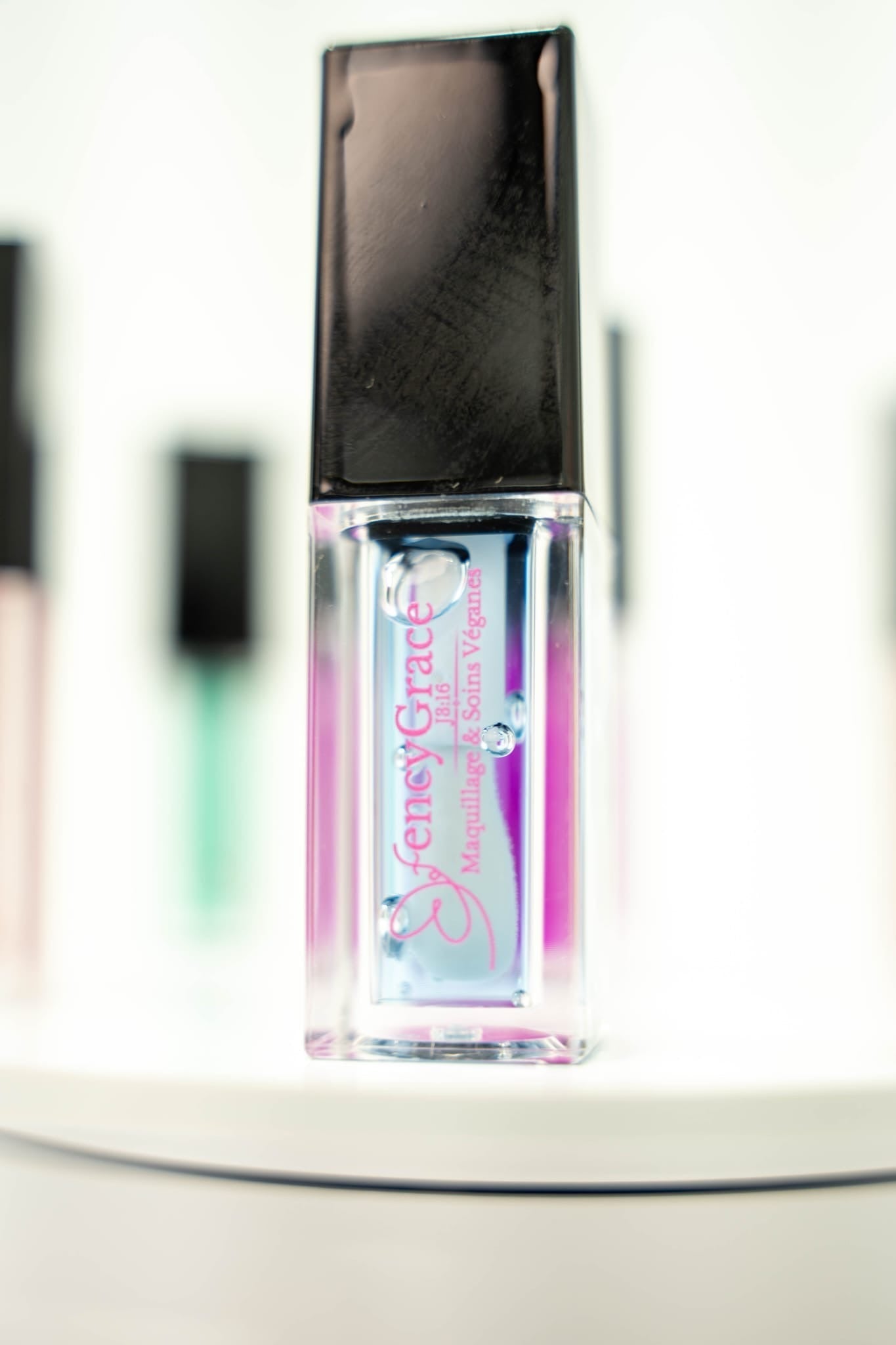 Fruit Lip Oil for Glossy Vegan Lip Care
